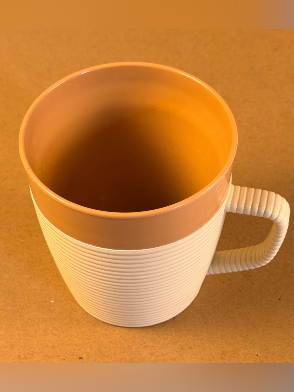 Vintage Mallory Randall Raffiaware Thermo Temp Cup Mugs Ribbed